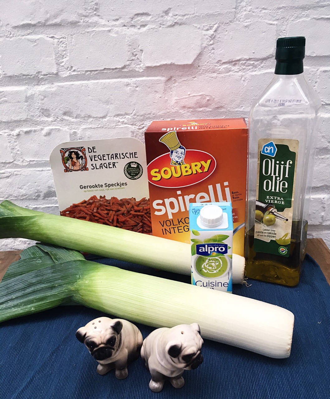 pasta with leek ingredients